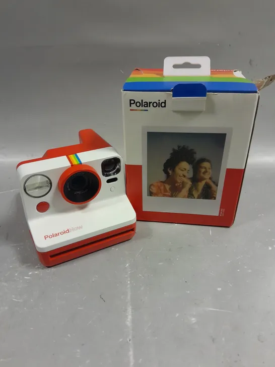 BOXED POLAROID NOW AUTOFOCUS I-TYPE INSTANT CAMERA 