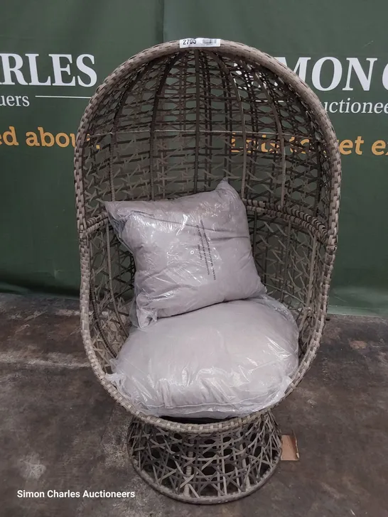 DESIGNER FREESTANDING SWIVEL RATTAN EGG CHAIR