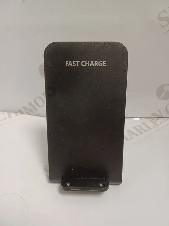 WIRELESS FAST CHARGING DOCK - BLACK