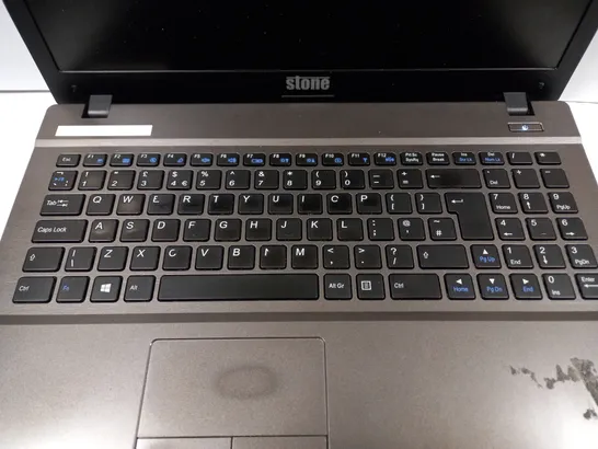 STONE W55XEU LAPTOP IN SILVER