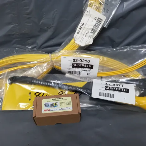 APPROXIMATELY 12 ASSORTED ITEMS TO INCLUDE STANLEY ROUND FILE, SHRINKTEK 3.2mm x 1.2m HEAT SHRINK SLEEVE YELLOW, MFA 918D SERIES SINGLE RATIO MORO/GEARBOX, ETC