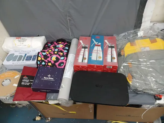 BOX OF APPROXIMATELY 15 ASSORTED HOUSEHOLD ITEMS TO INCLUDE MENIONS BACKPACK, ISI THERMO WHIP, AND 2 PERSON TENT FOOTPRINT ETC. 