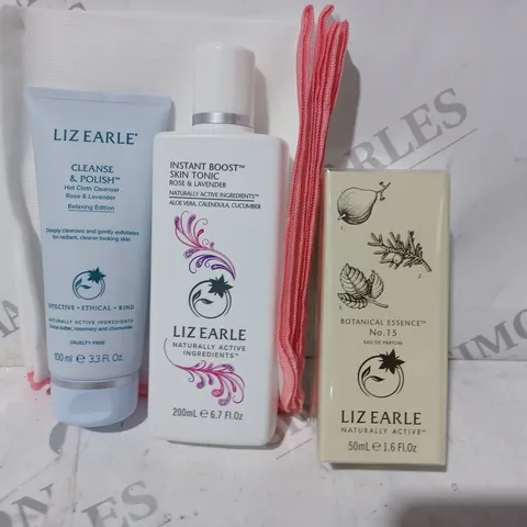 BOXED LIZ EARLE BOTANICAL ESSENCE WITH RELAXING SKINCARE ESSENTIALS