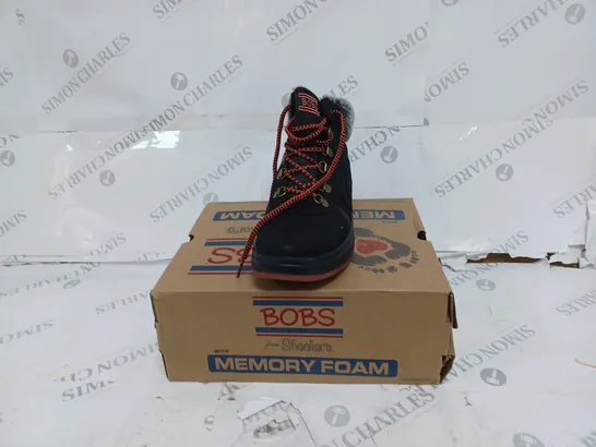 BOXED BOBS FROM SKECHERS WOVEN BOOTS- SIZE 3.5