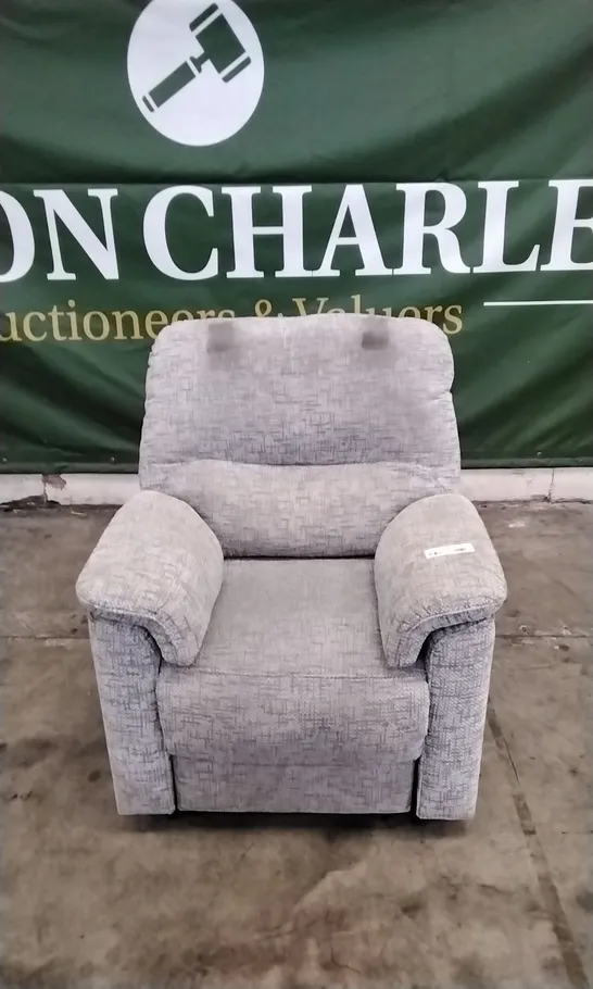 QUALITY BRITISH DESIGNED & MANUFACTURED G PLAN CHADWICK DUAL ELEVATE ARMCHAIR REMCO LIGHT GREY FABRIC