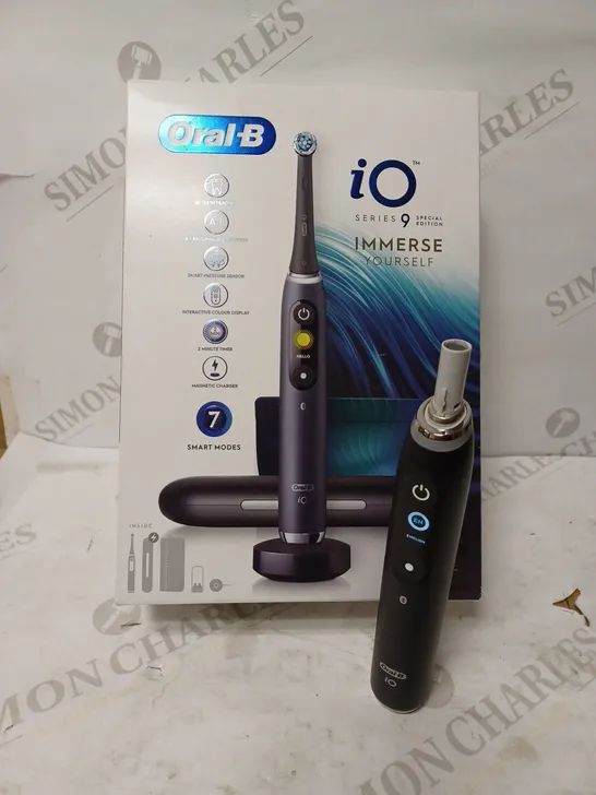 ORAL-B IO9 ELECTRIC TOOTHBRUSH