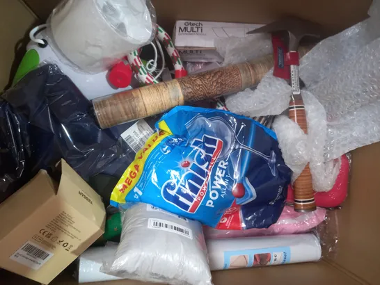 BOX OF APPROXIMATELY 15 ASSORTED HOUSEHOLD ITEMS TO INCLUDE 60 PACK PET WIPES, BAMBOO & COTTON KNITTING YARNS, ETC