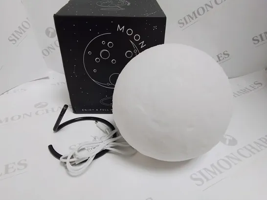 MOON TOUCH LAMP 15CM RRP £20.99