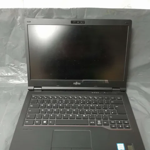 FUJITSU LIFEBOOK E449