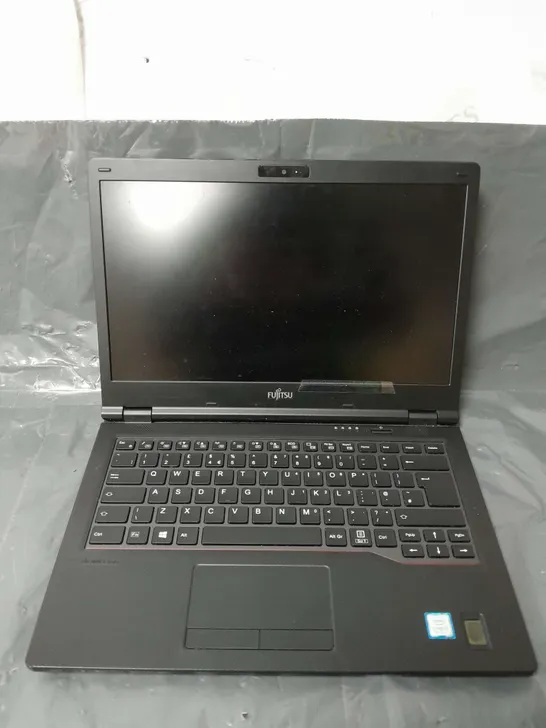 FUJITSU LIFEBOOK E449