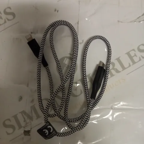 BLACKWEB SYNC AND CHARGE CABLE