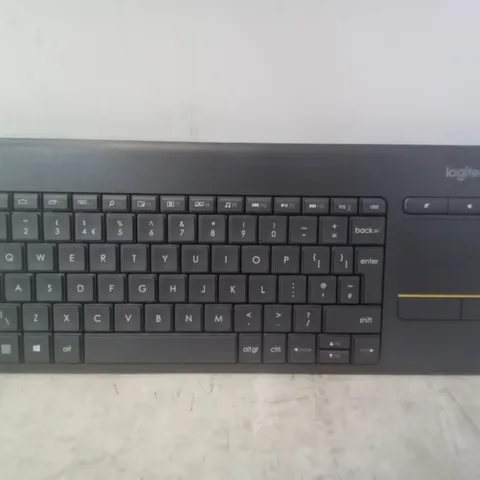 BOXED LOGITECH K400+ WIRELESS TOUCH KEYBOARD 