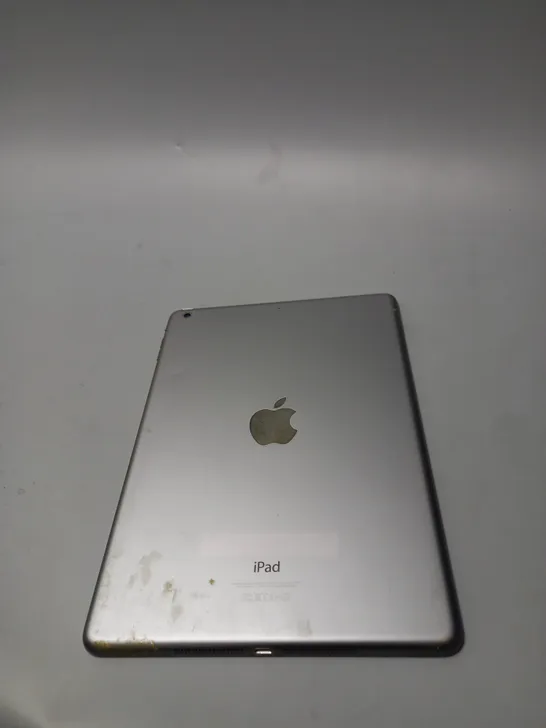 APPLE A1474 IPAD AIR 