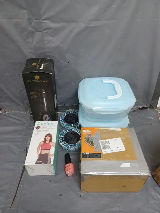 LARGE BOX OF ASSORTED ITEMS TO INCLUDE RESISTANCE BANDS, LED LIGHT AND FOOD CONTAINERS