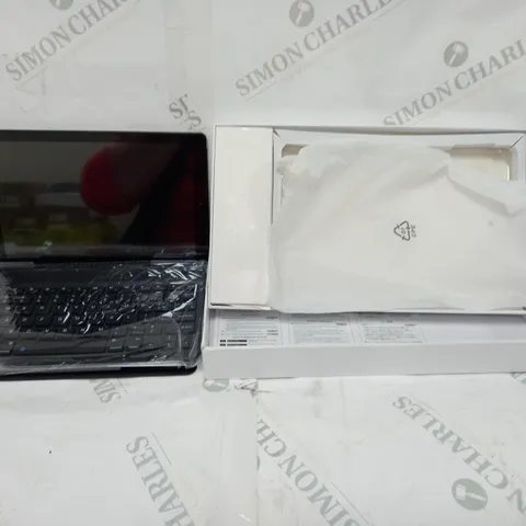 BOXED TABLET PC WITH KEYBOARD 