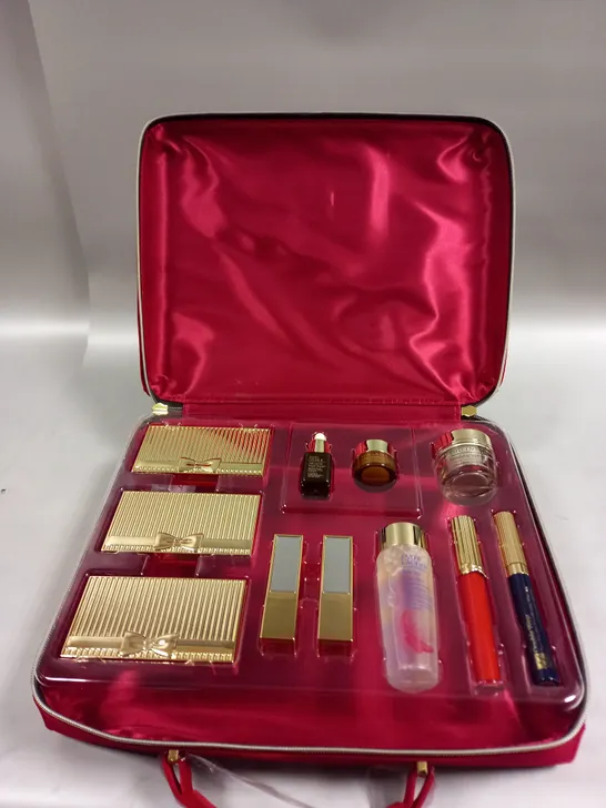 ESTEE LAUDER MAKE-UP BOX 