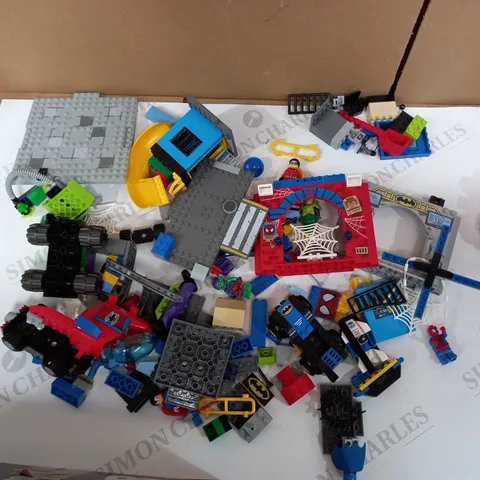 LOT OF ASSORTED LEGO SETS