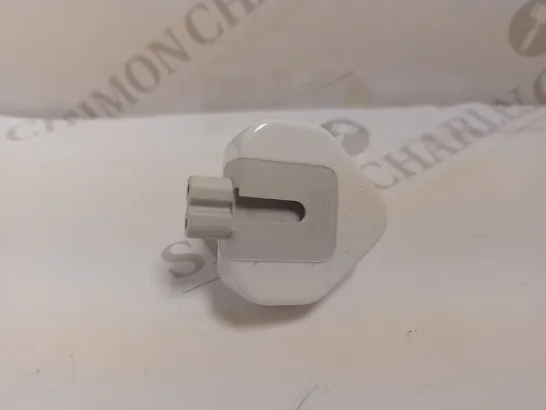 BOX OF APPROX 50 MAGSAFE DUCK HEAD PLUGS