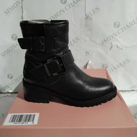 BOXED MODA IN PELLE CORNELIA BIKER BOOTS, BLACK - SIZE 5