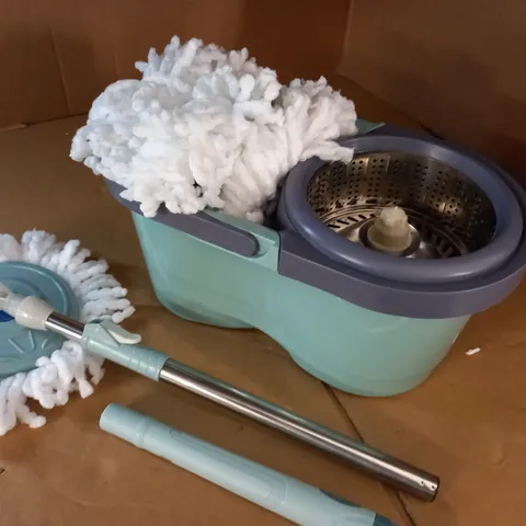 GREEN SPIN MOP AND BUCKET