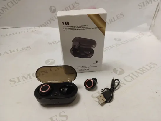 Y50 TRULY WIRELESS IN-EAR HEADPHONES WITH CHARGING DOCK AND USB CABLE - BLACK