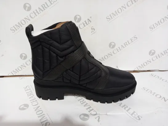 PACKAGED JANARA BLACK ANKLE BOOT - SIZE 9