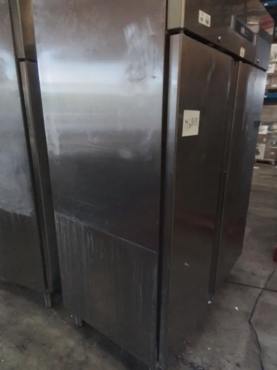 COMMERCIAL F.PLUS TN 140 STAINLESS DOUBLE DOOR REFRIGERATED UNIT 