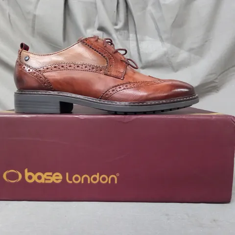 BOXED PAIR OF BASE LONDON LENNOX SHOES IN WASHED BROWN UK SIZE 7