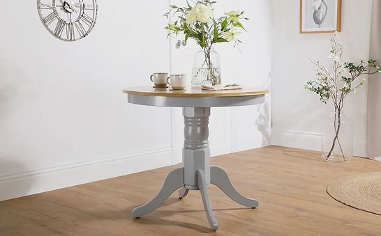 BOXED KINGSTON ROUND PAINTED GREY AND OAK 90CM DINING TABLE (2 BOXES)