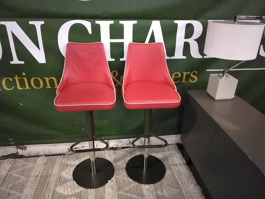 QUALITY ITALIAN MADE PAIR OF BONTEMPI CLARA RED LEATHER BAR STOOLS ON BRASS BASES  RRP £1020