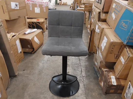 BOXED DESIGNER BAR CHAIR IN GREY FABRIC WITH BLACK METAL BASE (1 BOX)