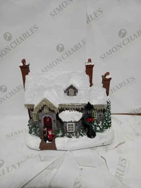 27CM LED CHRISTMAS HOUSE RRP £29.99