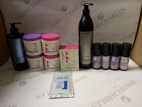 LOT OF APPROX 12 ASSORTED MATRIX HAIRCARE PRODUCTS TO INCLUDE RESTORING TREATMENT, TEXTURE BOOSTER, COLOUR LAST MASK, ETC 