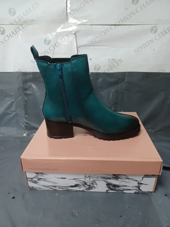 MODA IN PELLE LEATHER BOOTS TEAL SIZE EU 40