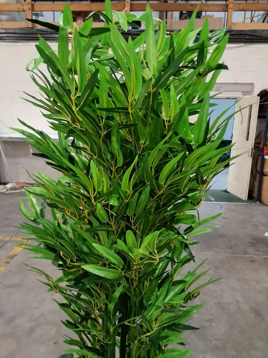 2M TALL ARTIFICIAL PLANT IN POT