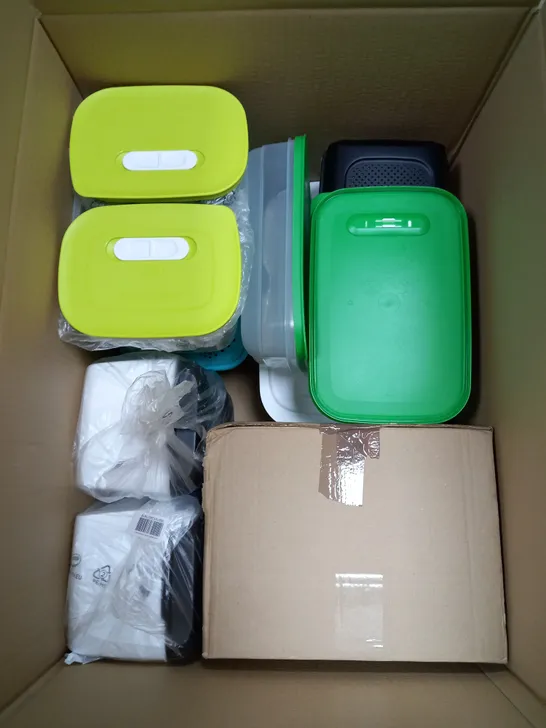 BOX OF APPROX 10 ASSORTED TUPPERWARE TO INCLUDE BREADSMART JUNIOR, POTATO SMART, BREADSMART LARGE, ETC.