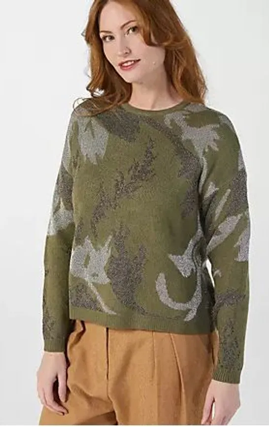 WYNNE COLLECTION FLORAL JACQUARD SWEATER FERN COMBO MEDIUM