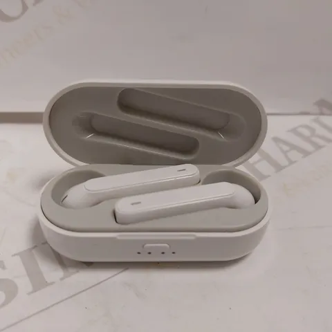 DESIGNER STYLE TRUE WIRELESS EARBUDS - WHITE 