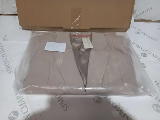 DANNII MINOGUE PETITES BLAZER SIZE 16