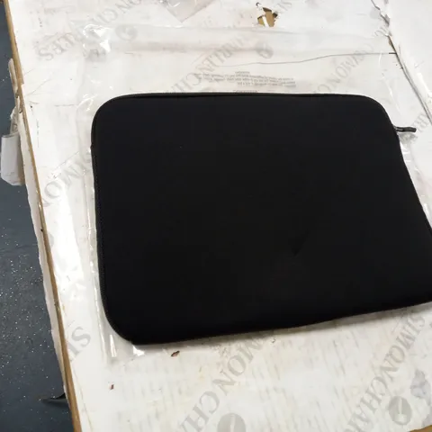 FOAM IPAD SLEEVE