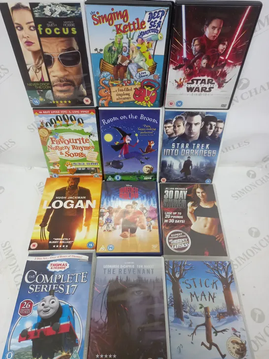 LOT OF 12 DVDs TO INCLUDE STAR TREK INTO DARKNESS, FOCUS, STAR WARS THE LAST JEDI, ETC