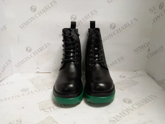 KOI VEGAN GREEN SOLE PLATFORM BOOTS UK SIZE 4