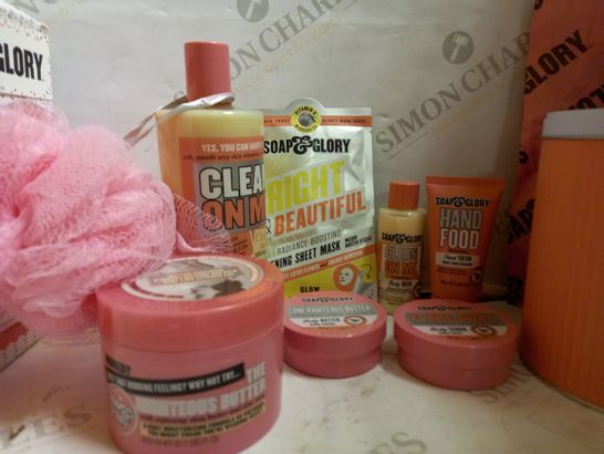 SOAP AND GLORY GIFT SETS