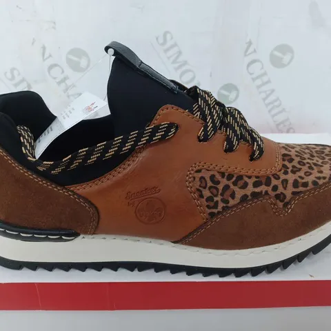 BOXED RIEKER SNEAKERS IN TAN/ANIMAL PRINT - SIZE 40