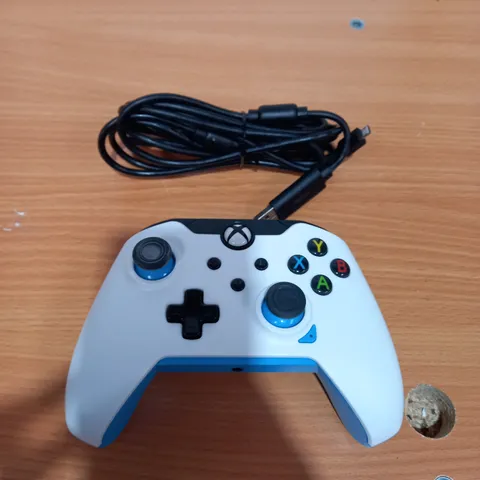 PDP ION WHITE XBOX WIRED CONTROLLER