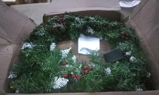 BOXED CHRISTMAS 48 CM ARTIFICIAL WREATH WITH LIGHT 