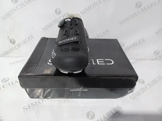 BOXED PAIR OF SUNDRIED CYCLING SHOES IN BLACK UK SIZE 11