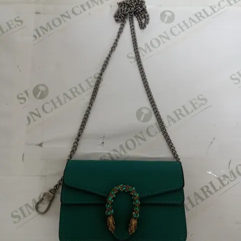 GUCCI SMALL GREEN CLUTCH BAG 