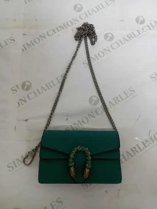 GUCCI SMALL GREEN CLUTCH BAG 