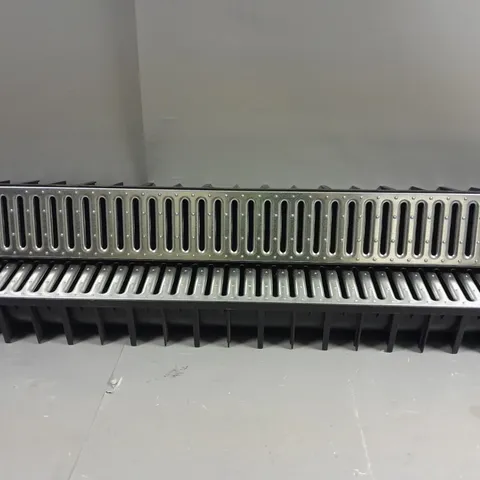 2 A15 1M CHANNEL DRAINAGE DOMESTIC WITH GALVANISED GRATES - COLLECTION ONLY